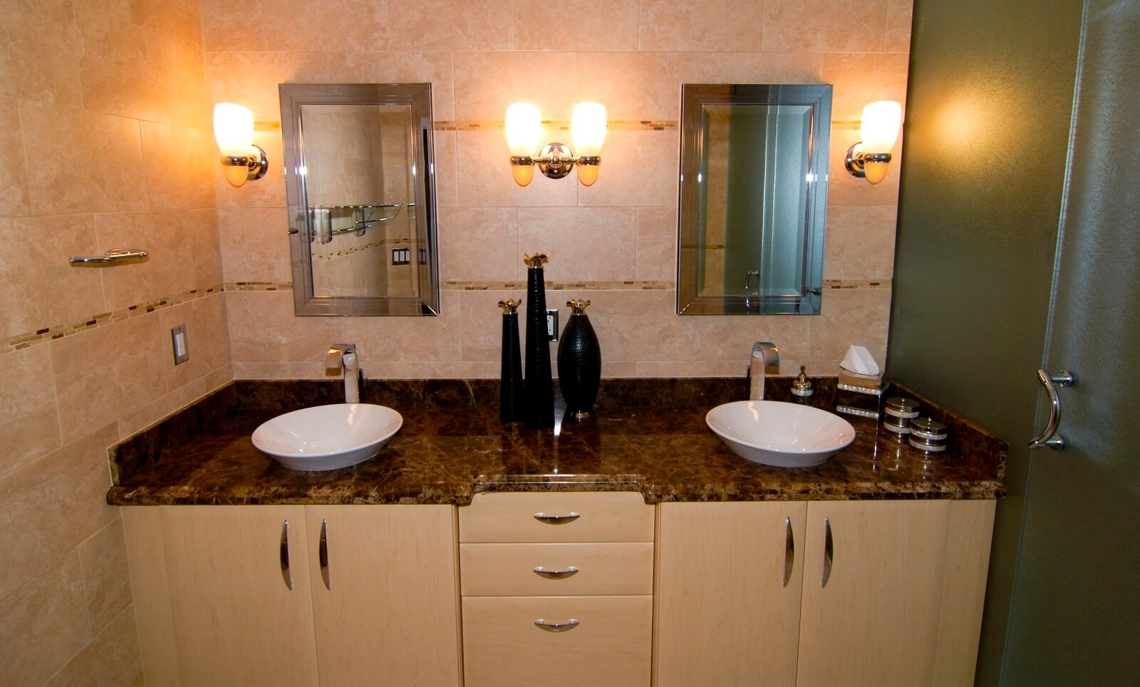 What Kind of Bathroom Vanity Should You Get?