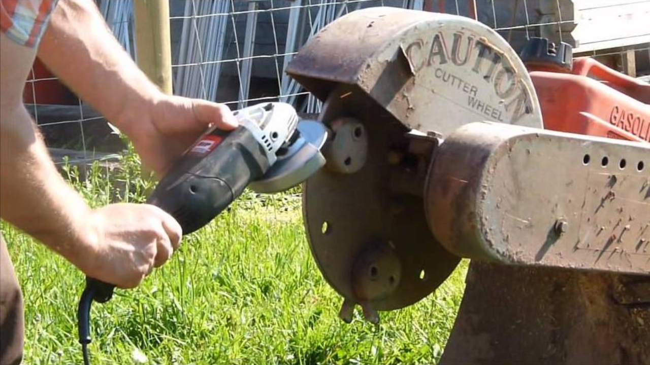 How Hot Die Forging Improves the Durability of Stump Grinder Teeth